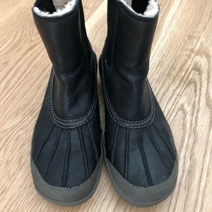 Ugg Mens 7 Muscovy Black Leather Sherpa Lined 5665